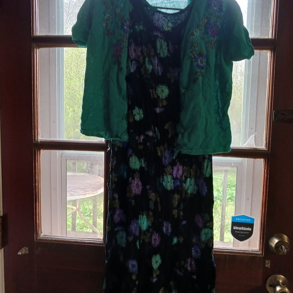 R&K Teal and Black Floral Maxi Dress